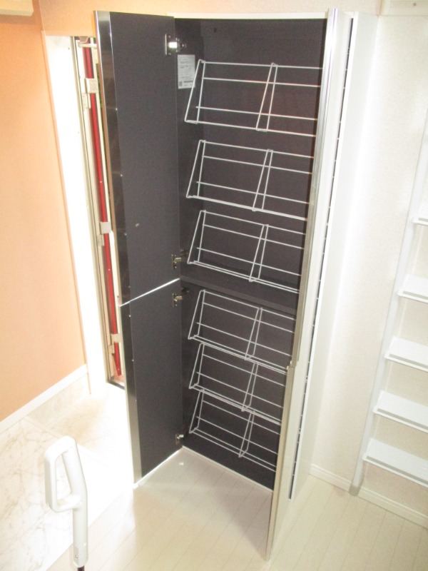 ボンブラン白楽1階 ※家具家電無し、退去後撤去します。