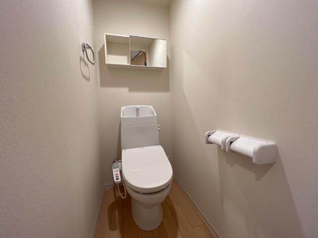 Eternal J（エターナル　ジェイ）201号室 トイレ