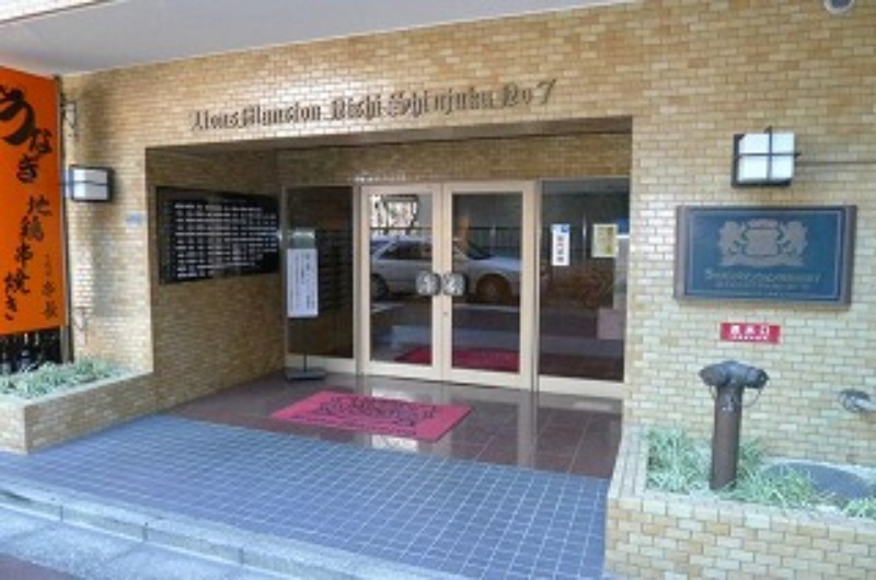 ライオンズマンション西新宿第7 玄関