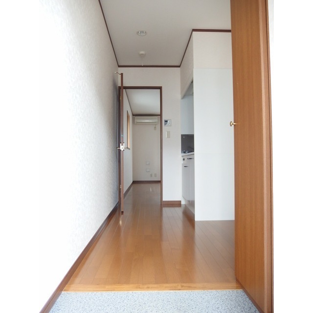 アムール 領家103号室 玄関