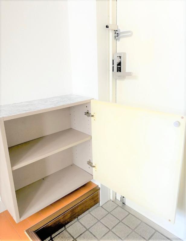 ローズアパートＲ６３番館(R-063)1階 玄関