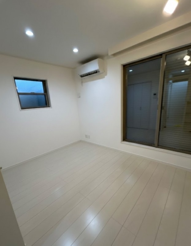 Ｉｎｆｏｇｌｉａ　Ｂｒｅｚｚａ1階 リビング