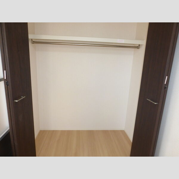 エスタシア光 ウォークインクローゼット