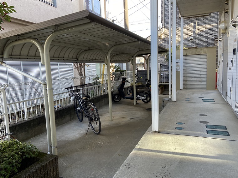 レオパレスＳＫ．Ⅱ102号室 駐輪場