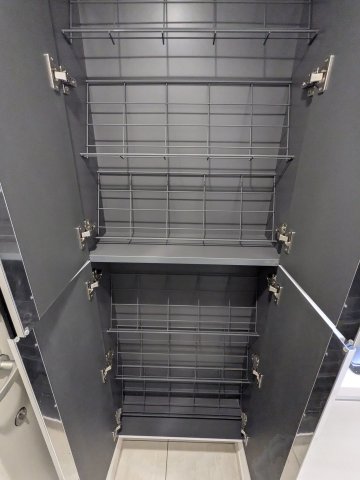 グランピア中野坂上0202号室 玄関