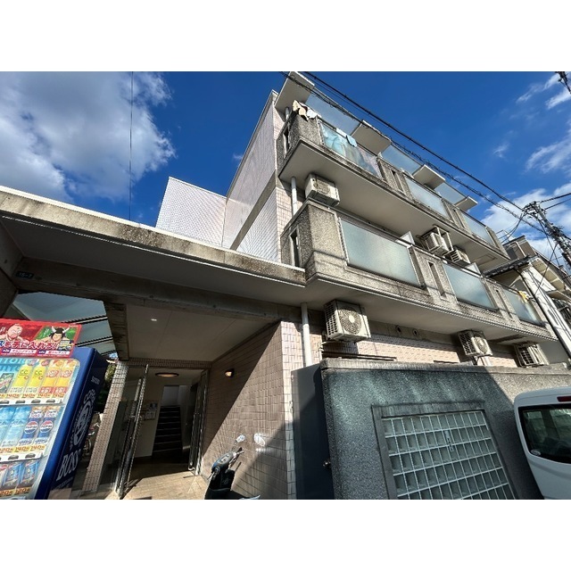 クライム８８の外観画像