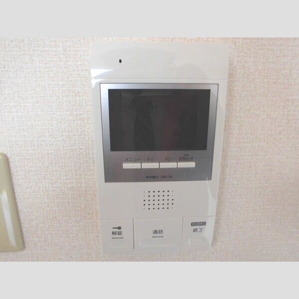 リビングタウン厚木203号室 カラーTVインターホン