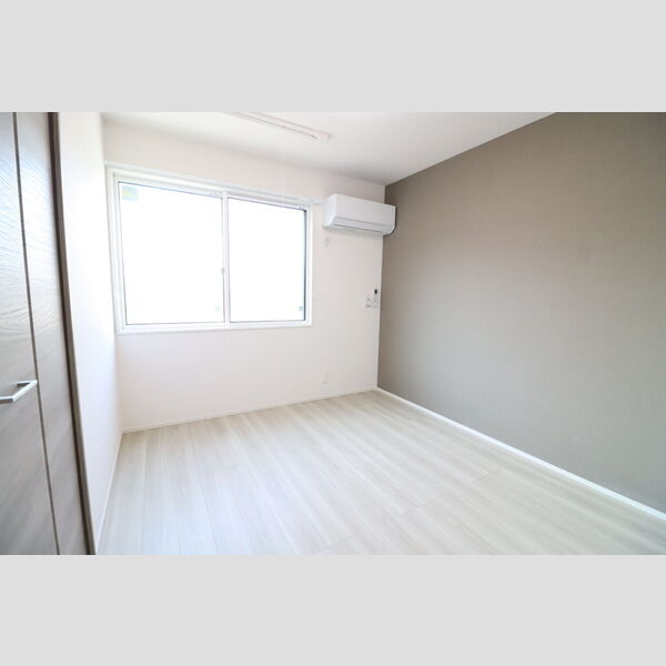 ベルヴィル105号室 洋室