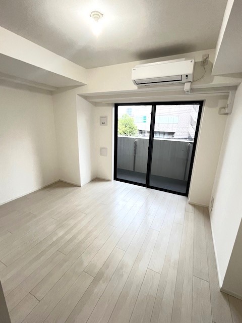 レジディア白金高輪2階 リビング