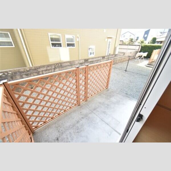 リバーストーン C101号室 テラス&専用庭