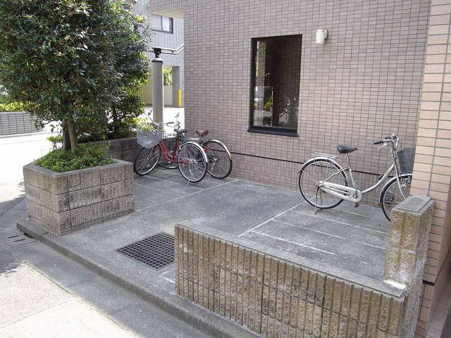 コートフローラ0103号室 共用設備1