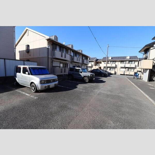 サニータウンC 駐車場