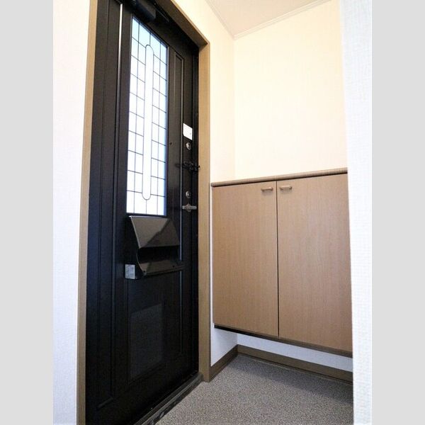 クイーンズコート 玄関