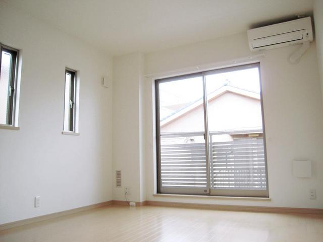 ＦＩＮＥ　ＢＬＯＯＭ 居室1