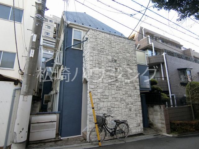 ブロードアロー1階 外観