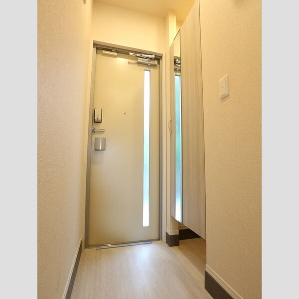 プルミエール101号室 玄関