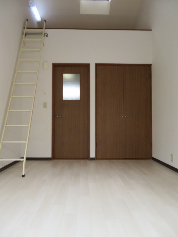 アミー一番館 内観