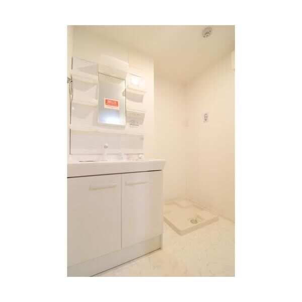 Contrail　湘南 洗面