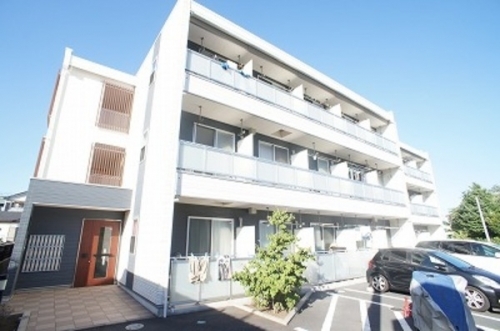 リブリ・Tsurugamine3階 外観