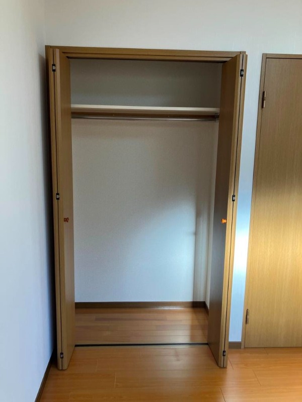 ソレイユ和泉 収納