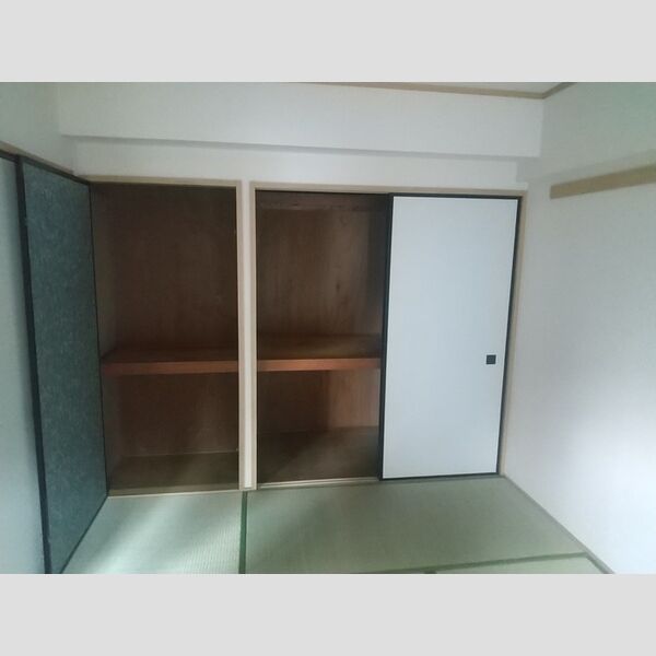 サニーハイツ村野 収納