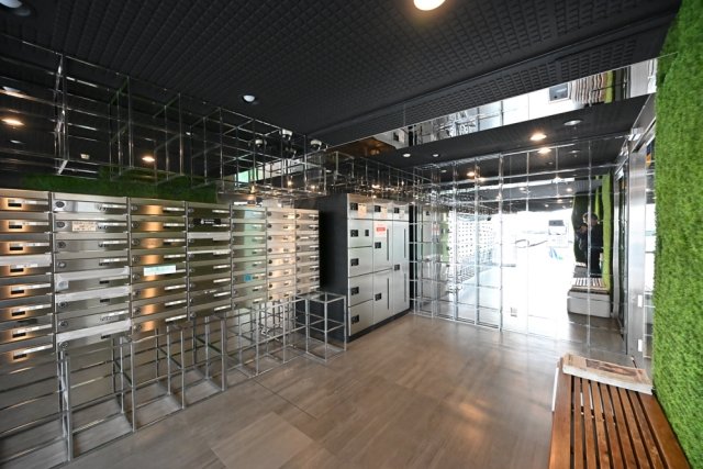 横浜平沼ダイカンプラザ二号館804号室 エントランス