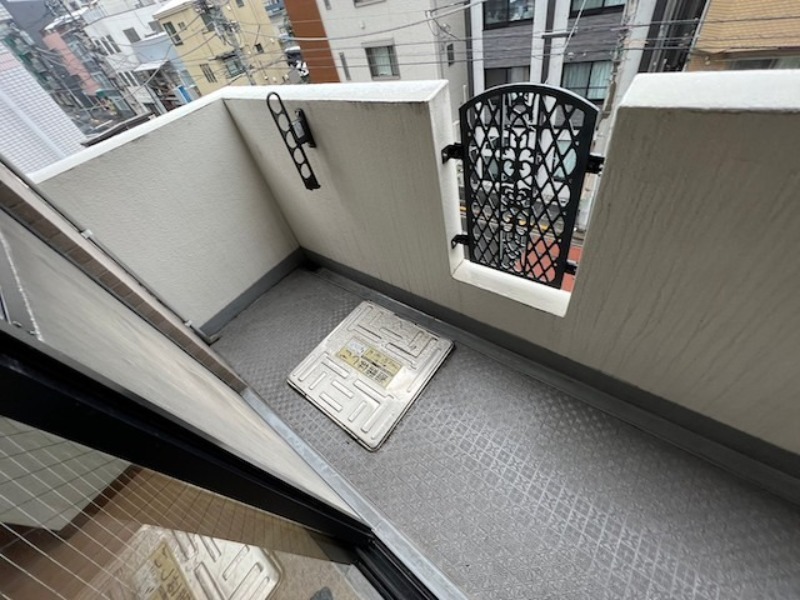 ロイヤルアメニティー東池袋 バルコニー