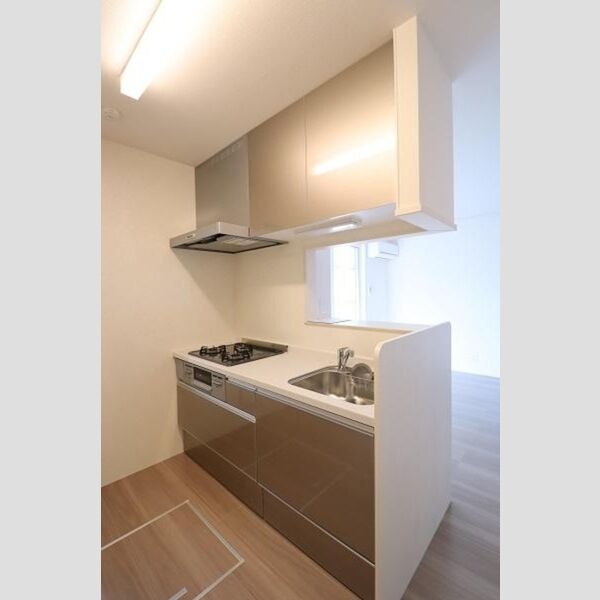 プランドール西武 三口ガスコンログリル付システムキッチン