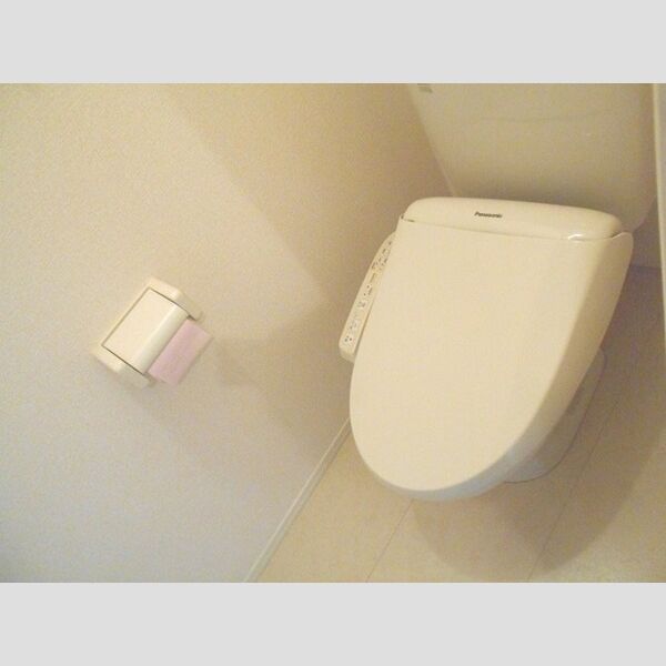 ラウレア203号室 温水洗浄暖房便座