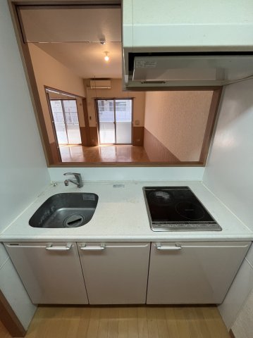 アン・ジュール・ド・フルール0303号室 キッチン