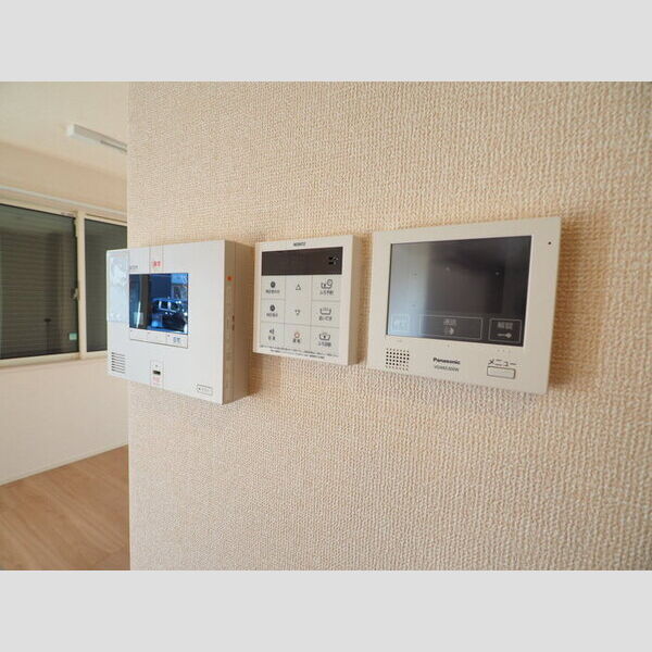 Regulus (レグルス)　C棟105号室 SECOM・TVインターホン