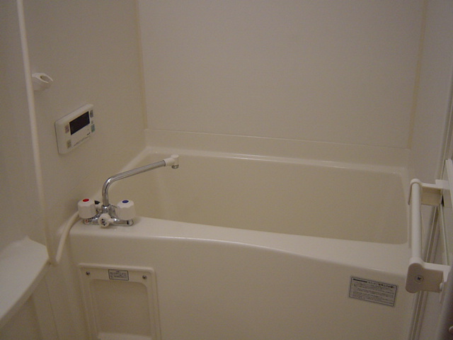 ティアラ105号室 浴室乾燥機