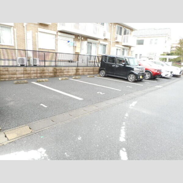 ストリーム 駐車場(要空き確認)