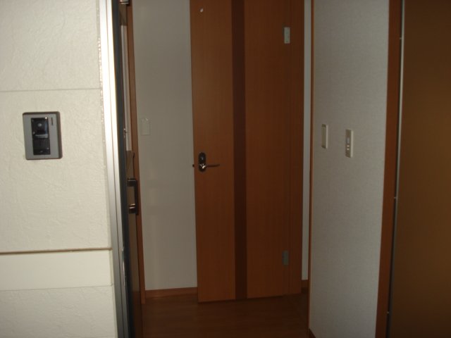 グリーンフォレストＡ棟 玄関