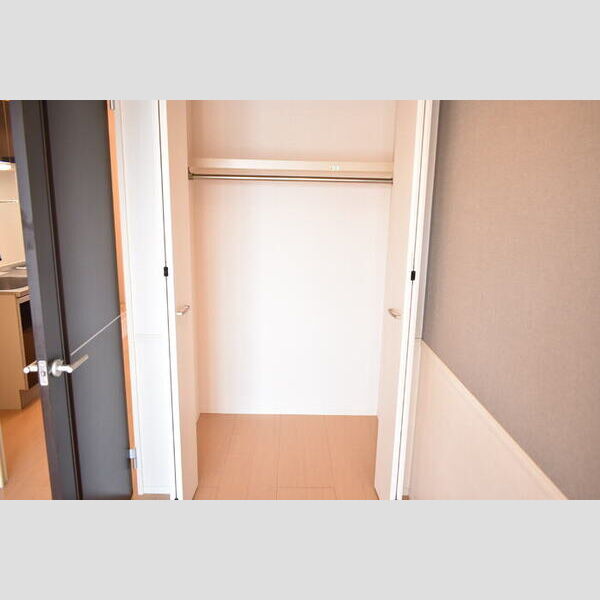 リヴィエール 洋室　クローゼット