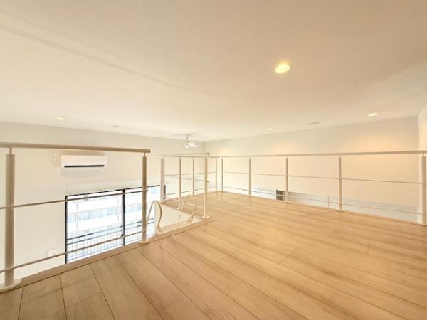 プラザ・ラ・ポール リビング