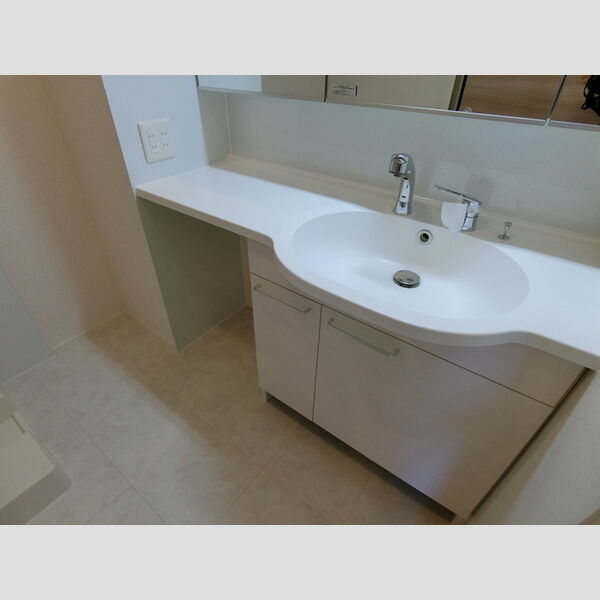 リヴェール湘南 洗面化粧台