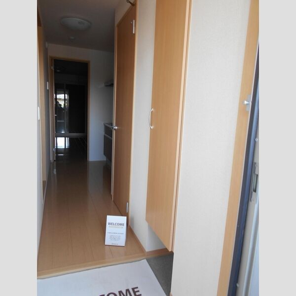 ヴィルクレール　Ⅱ202号室 玄関