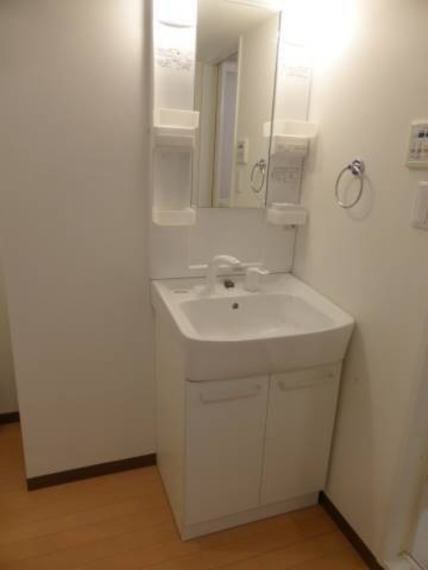 バージュアル浦和ウエスト7階 洗面