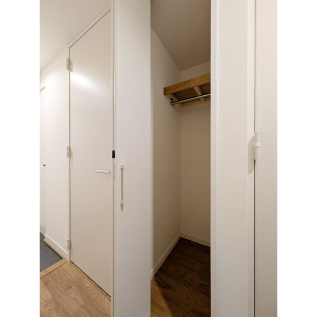 オーパスホームズ三田1001号室 内観