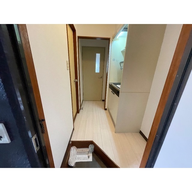 美山台ハイツ102号室 内観