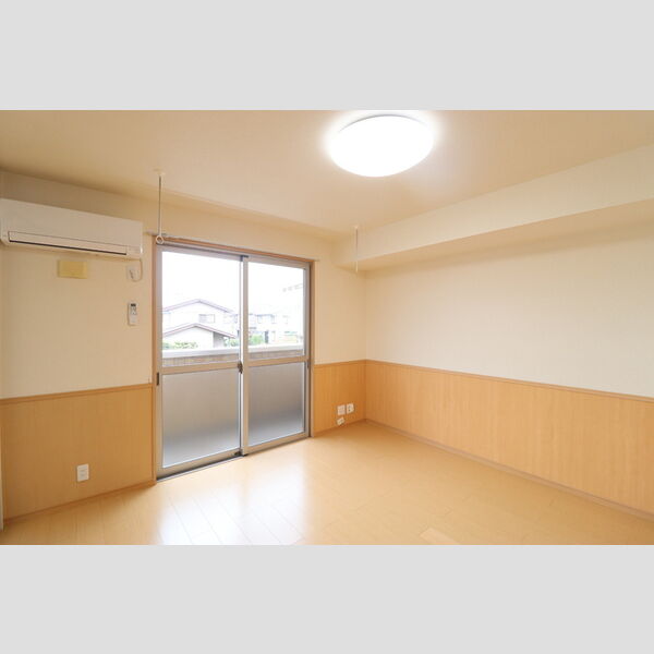 バニュルスⅣ LDK