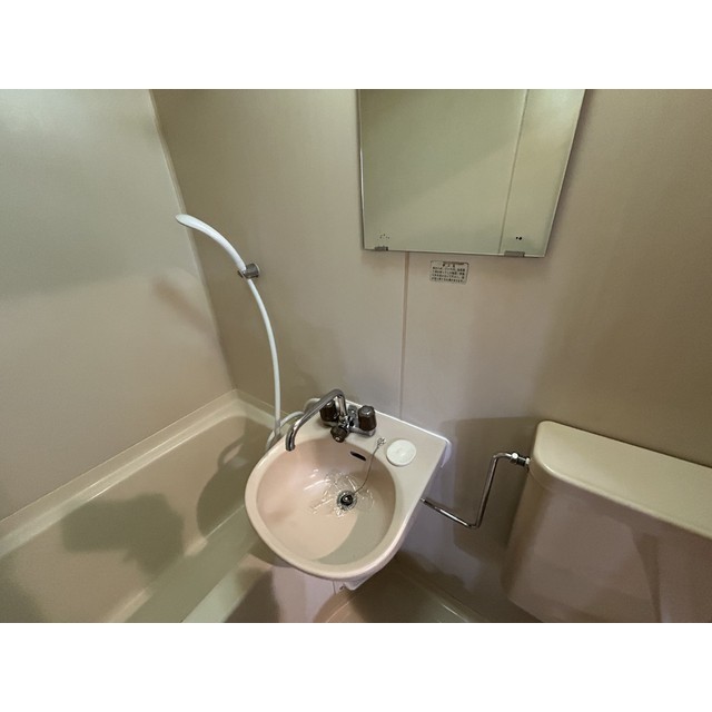 アーバンシティ豊和203号室 内観