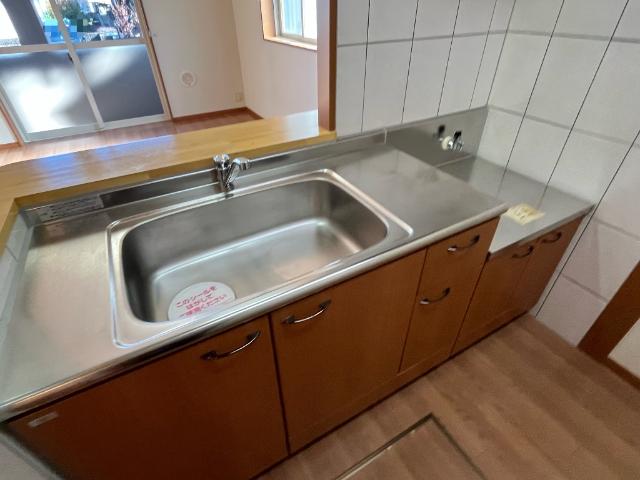 プラム　ツリィ キッチン