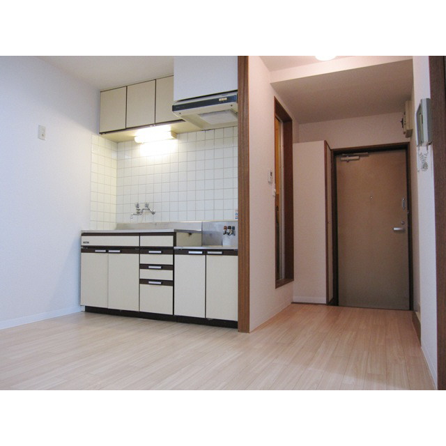 プレール早稲田 内観