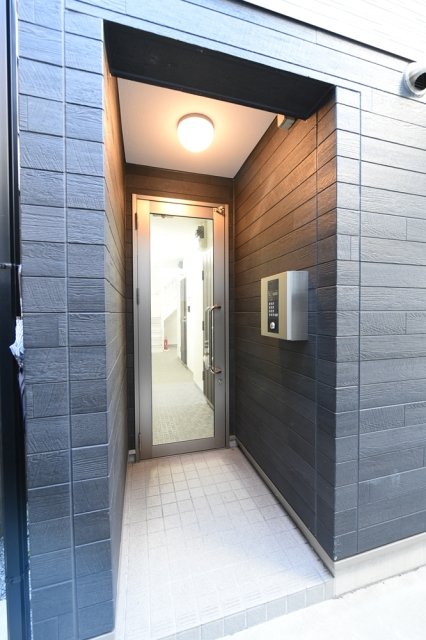 comfort羽田1階 エントランス