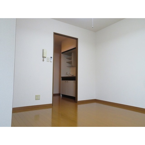 モノリス・ワン0104号室 内観