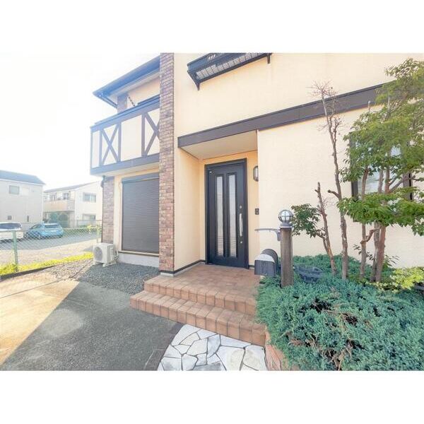 相武台貸家(テラスハウス) エントランス