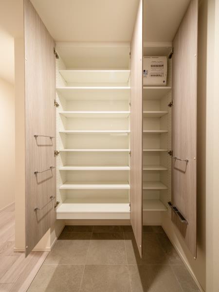 Ｂｒｉｌｌｉａ　ｉｓｔ　浅草5階 玄関