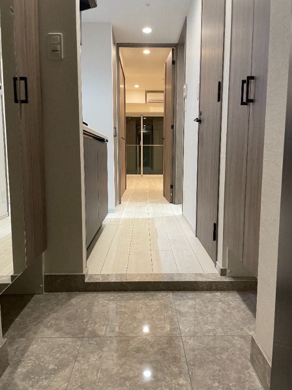 クレイシアIDZ三田 玄関